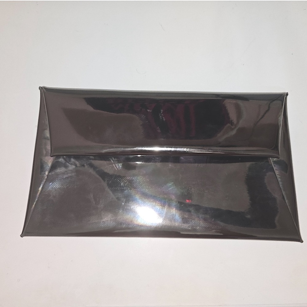 MARK FRAN GUM-METAL CLUTCH